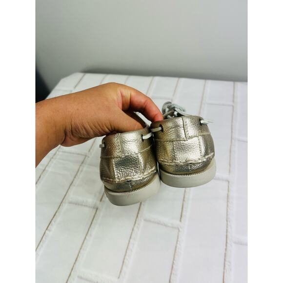 NWT Sperry A/O gold leather sneakers size 5M - Picture 10 of 11